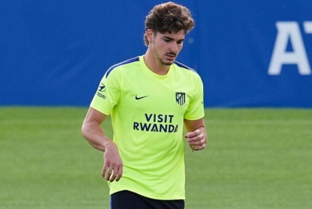 Tin mới nhất bóng đá tối 26/8: Julian Alvarez bỏ tập cùng Atletico Madrid