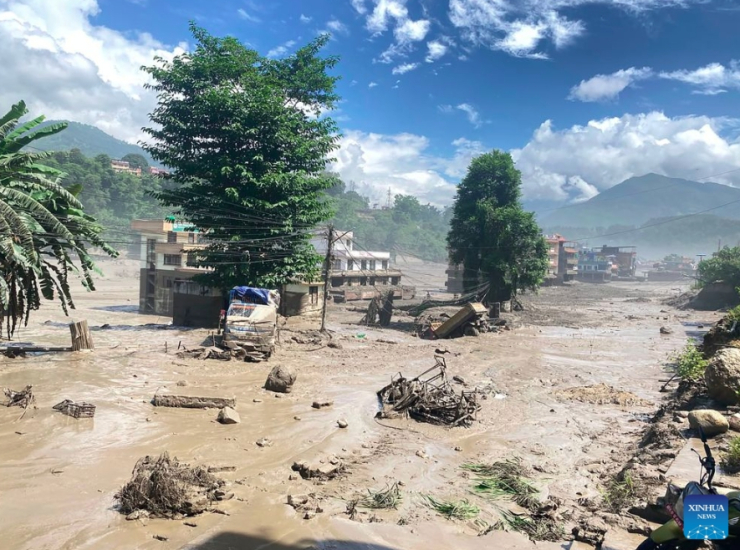 Một khu vực bị ảnh hưởng bởi lũ quét tại huyện Nuwakot, Nepal. Ảnh: Tân Hoa xã