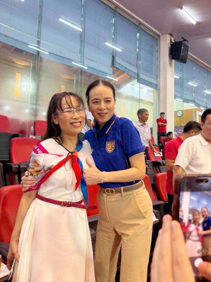 Madam Pang cười bất lực khi cầu thủ Thái Lan sút hỏng penalty trong trận chung kết lượt về ASEAN Cup 2026. Video: VTV24