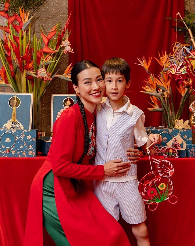 Ở tuổi 36, Hoàng Oanh đang làm mẹ đơn thân và hẹn hò với Thủ môn Lê Giang Patrik.