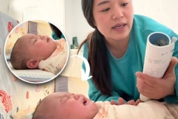 Màn ru con gây sốt mạng: Mẹ mở sách toán giảng về hàm số, bé nín khóc ngủ luôn