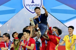 ĐT Việt Nam đăng quang AFF Cup: Đình Bắc xuất sắc nhất, thầy Kim ghi danh lịch sử