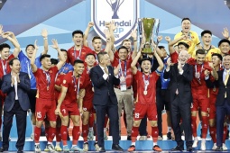 ĐT Việt Nam vô địch AFF Cup: Vừa son vừa hên, Thái Lan lại nếm trái đắng
