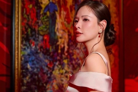 Sắc vóc của MC Đan Lê