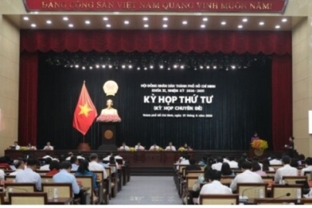 Lãnh đạo IFC TP.HCM nhận lương cao nhất 850 triệu đồng/tháng