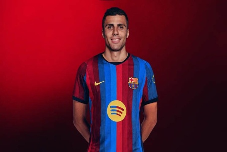 Tin mới nhất bóng đá sáng 27/8: Barcelona đón tin vui, Rodri sẵn sàng ra mắt