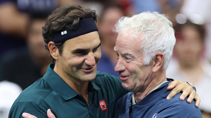 Federer đánh cặp cùng McEnroe
