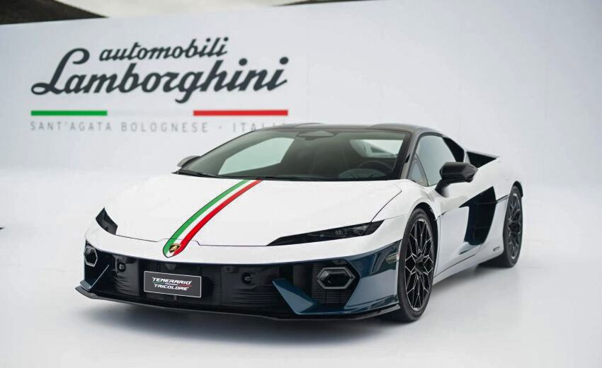 Lamborghini giới thiệu mẫu siêu xe Temerario Tricolore - 1