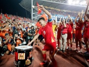 Quang Hải từ "nhạc công" đánh đàn tới nhạc trưởng đánh trống ăn mừng vô địch AFF Cup