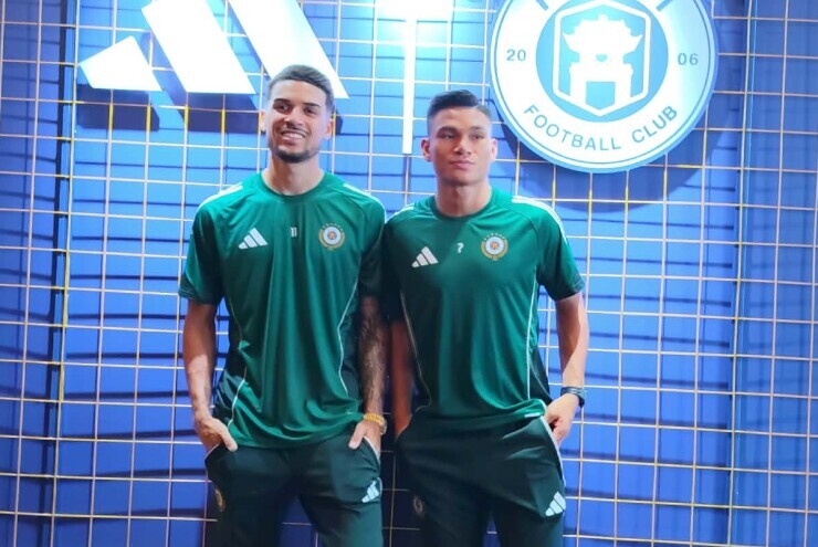 CLB Hà Nội đón thêm cầu thủ nhập tịch mới, sẵn sàng đua vô địch V-League
