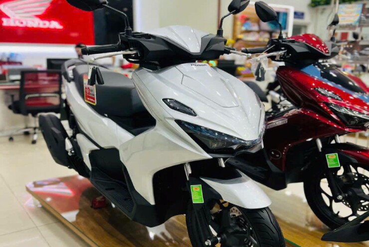 Giá Honda Air Blade 160 mới nhất hiện nay, giảm tiền triệu