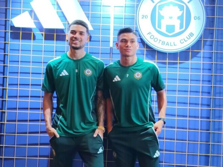 CLB Hà Nội đón thêm cầu thủ nhập tịch mới, sẵn sàng đua vô địch V-League