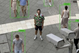 Chiếc áo giúp 'né' camera AI giám sát
