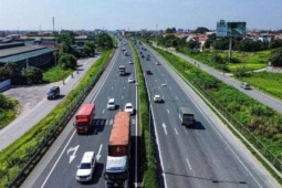 Xử phạt vi phạm khoảng cách an toàn trên cao tốc: Đề xuất nhắc nhở thời gian đầu