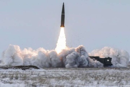 Ukraine phát hiện bí mật gây sốc liên quan đến Mỹ trong bụng tên lửa Iskander của Nga