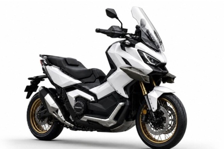 Vua tay ga đa dụng X-ADV sắp có đối thủ "sừng sỏ", sức mạnh vượt trội, trang bị hiện đại