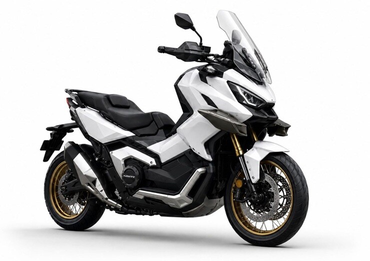 Vua tay ga đa dụng X-ADV sắp có đối thủ "sừng sỏ", sức mạnh vượt trội, trang bị hiện đại - 1