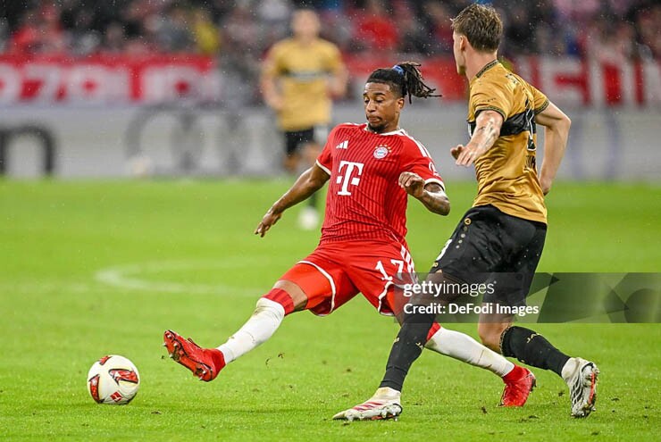 Video bóng đá Bayern Munich - Stuttgart: 6 bàn thăng hoa, ra quân thuận lợi (Bundesliga)