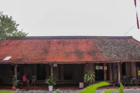 Bên trong ngôi nhà cổ 200 năm tuổi