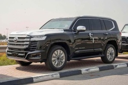 Chưa ra mắt tại Việt Nam, Toyota Land Cruiser Hybrid đã bị đội giá gần 1 tỷ đồng