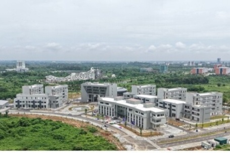 Đại học Quốc gia Hà Nội tại Hòa Lạc chạy đua trước ngày đón hơn 17.000 sinh viên