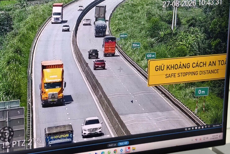 Phạt lỗi không giữ khoảng cách trên cao tốc: CSGT tập trung xử lý xe kinh doanh