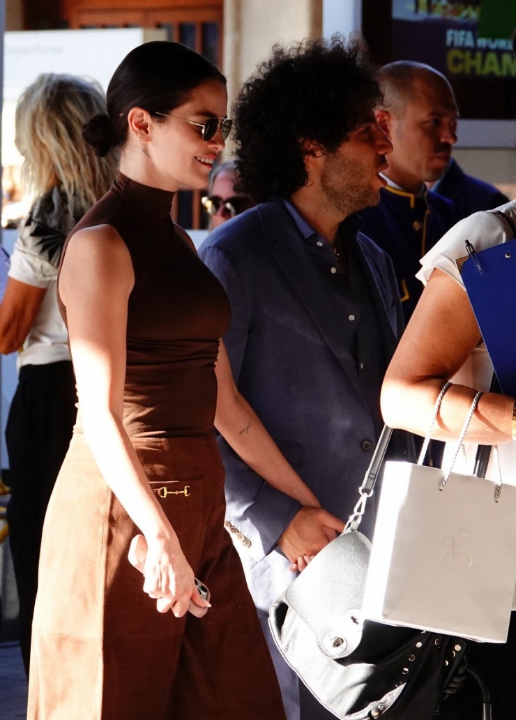 Selena Gomez và chồng du ngoạn Venice - 2