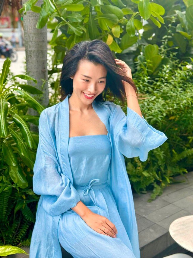 Nhan sắc tuổi 36 của Á hậu Hoàng Oanh - 9