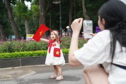 Hà Nội trong kỳ nghỉ 2/9: Phố yên bình, công viên tấp nập người dân