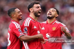 MU vừa hay lại vừa may: Bay cao tại  " Nhà hát của giấc mơ " , Carrick tạm thở phào