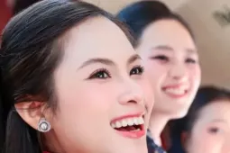 Trải nghiệm chưa từng có trên Chuyến tàu Độc lập 5 cửa ô với 53 thí sinh Hoa hậu Việt Nam