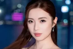 Hai nam vương hẹn hò hai á hậu