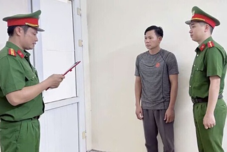 Tạm giữ hình sự kẻ hành hung thiếu niên 16 tuổi tại phòng gym Ninh Bình