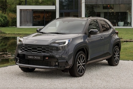 Ra mắt Toyota Yaris Cross bản nâng cấp mới, đẹp hơn và mạnh hơn