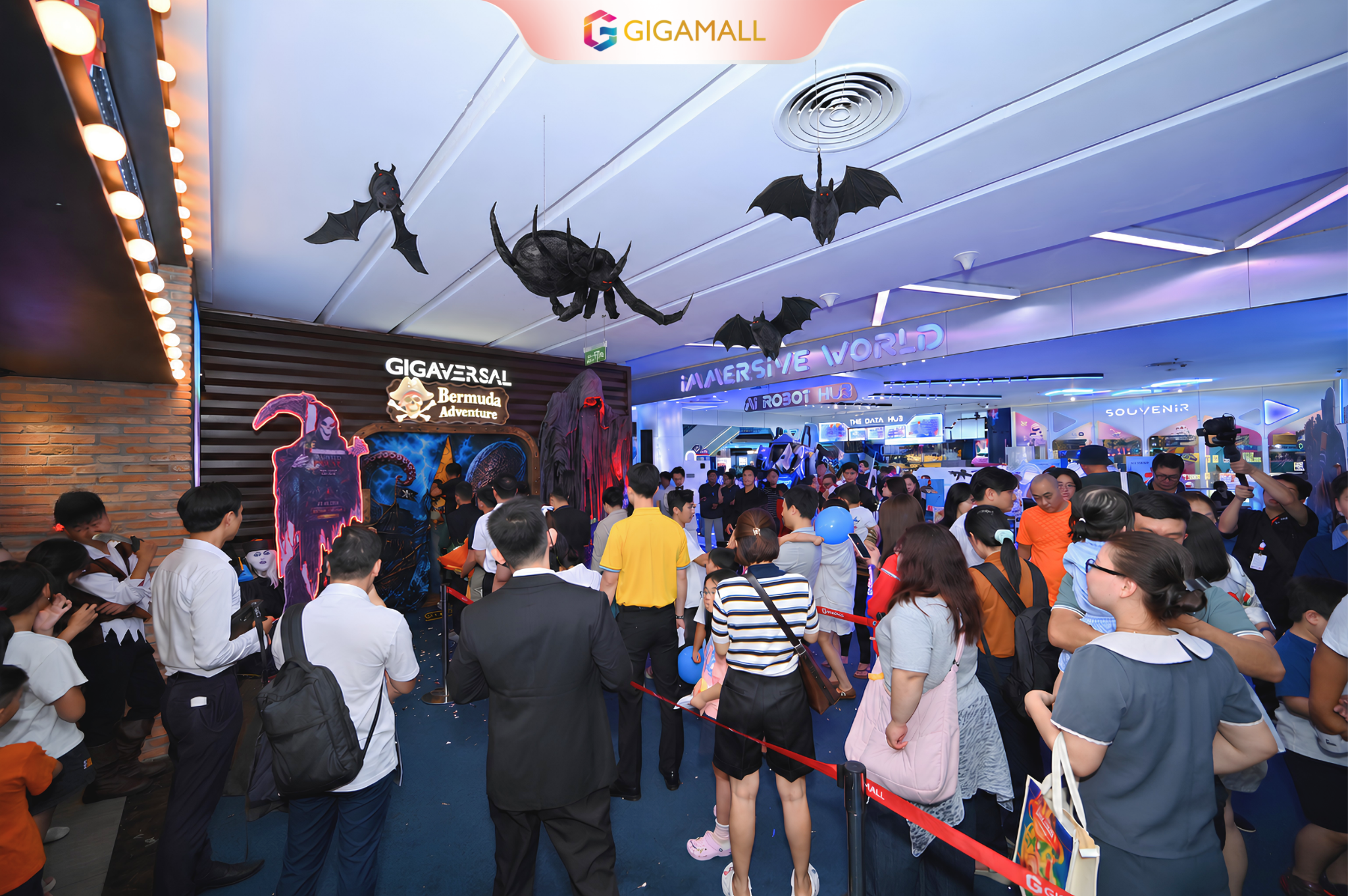 Gigamall ghi nhận lượng khách đông đảo đến vui chơi, mua sắm và trải nghiệm