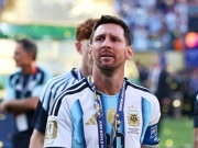 Tin mới nhất bóng đá tối 31/8: Messi tuyên bố giã từ đội tuyển Argentina