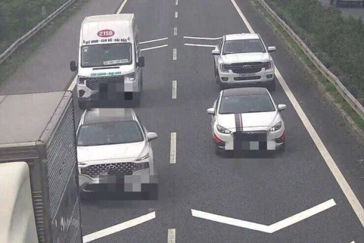 Chính phủ chỉ đạo "nóng": Rà soát, đánh giá kỹ quy định về khoảng cách an toàn trên cao tốc