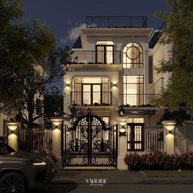 Trước khi dọn về biệt thự mấy chục tỷ bề thế hiện tại, vợ chồng Thành Chung từng sống trong căn hộ cao cấp rộng hơn 130 m² tại Hà Nội và rao bán với giá 11,5 tỷ đồng. Sau khi gia đình đón thêm thành viên mới, cặp đôi chuyển sang căn biệt thự rộng rãi hơn. 