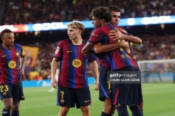 Barcelona đại thắng: Yamal - Raphinha thăng hoa, đua vô địch La Liga siêu hấp dẫn