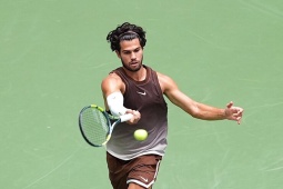 Video tennis Safiullin - Alcaraz: "Tiểu Nadal" tái xuất ấn tượng (US Open)