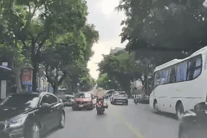 Chuyện của đại úy CSGT 10 lần 'mở đường' đưa người dân đi cấp cứu