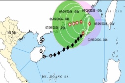 Bão số 5 Saudel di chuyển ‘kỳ dị’, đi lòng vòng trên biển nhiều ngày