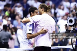 Nóng nhất thể thao chiều 2/9: Zverev khen ngợi Sonego