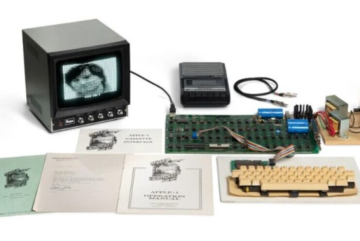 Máy tính Apple-1 hiếm hoi còn hoạt động đang được bán đấu giá tới 20 tỷ đồng