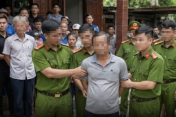 'Ma men' vác chậu bê tông đánh vỡ đầu bạn nhậu sau cuộc cãi vã