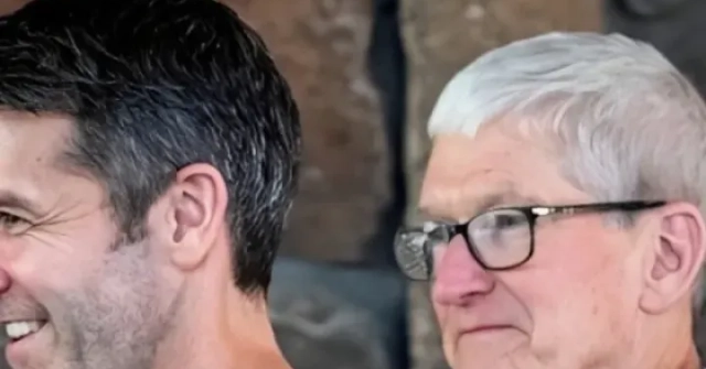 Tiết lộ mức lương của tân CEO Apple