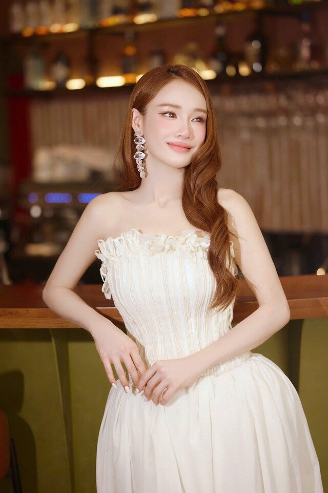 Nhã Phương ở tuổi 36 - 8