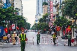 Cấm đường ở Hải Phòng để xử lý bom