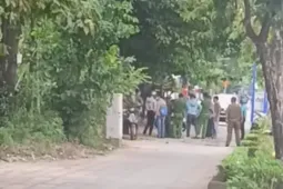 Bắt hai thành viên nhóm ‘vỡ nợ muốn làm liều’