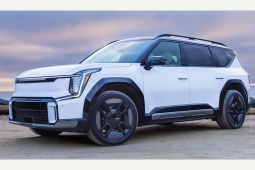 Kia triệu hồi hơn 21.000 xe điện EV9 vì lỗi hàng hế thứ 3